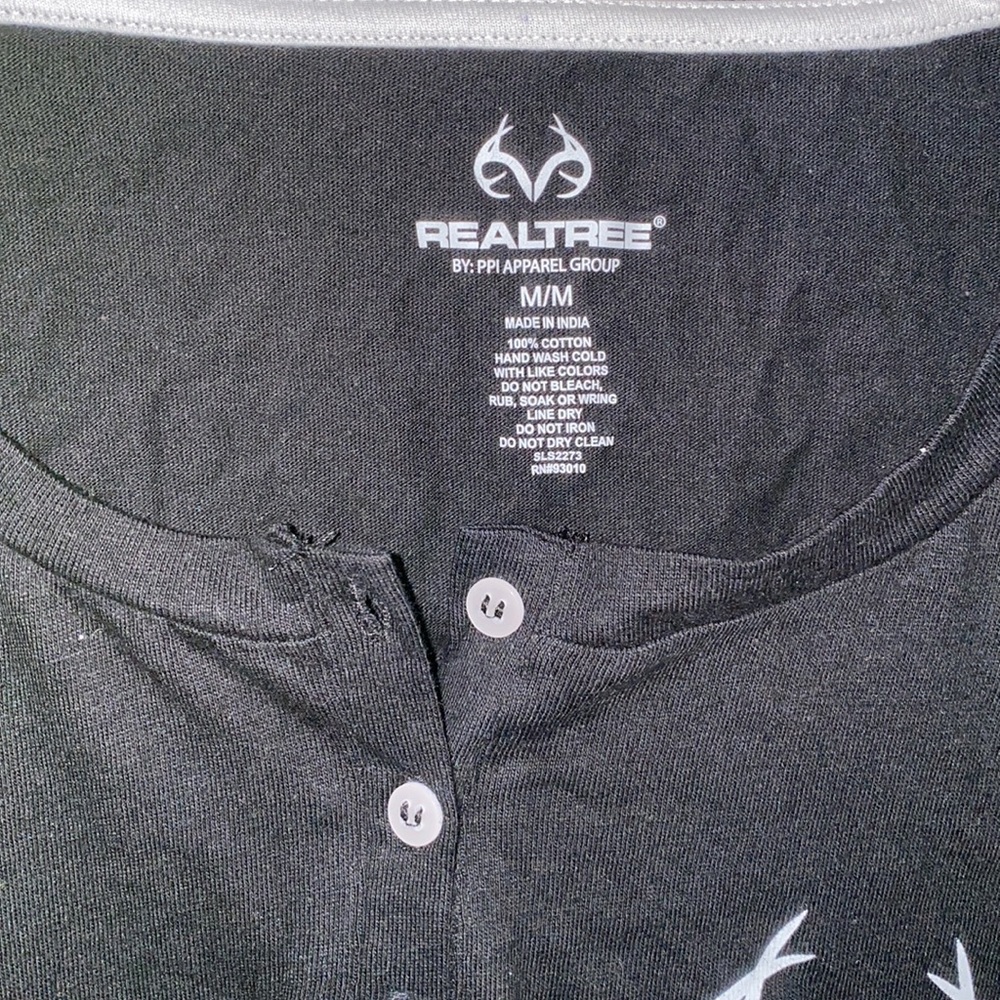 Realtree Tee - Picture 2 of 3